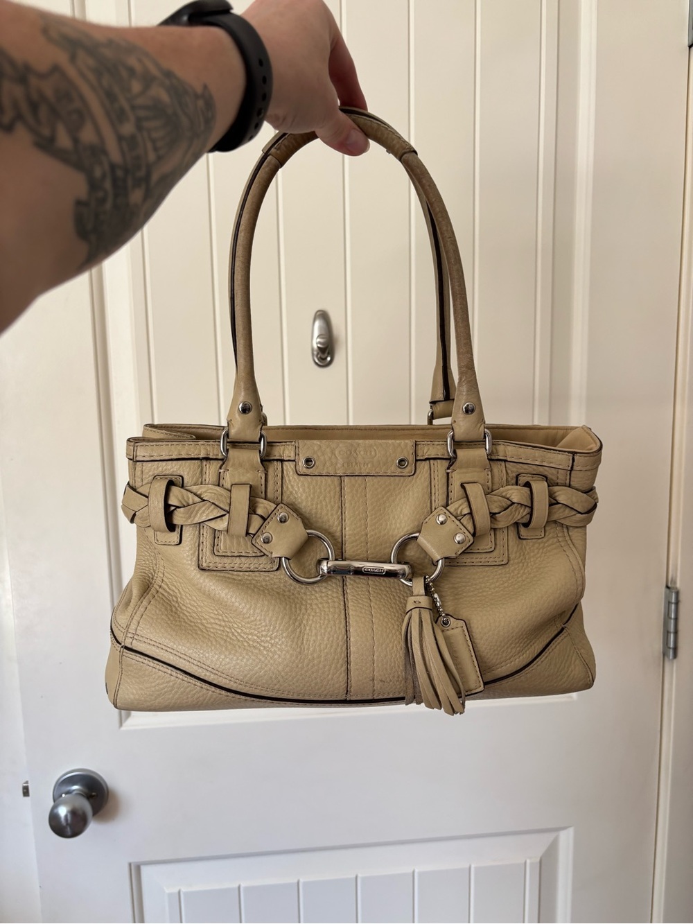 Coach Hampton Cream Pebbled Leather Satchel Shoulder Bag Tassel Charm
